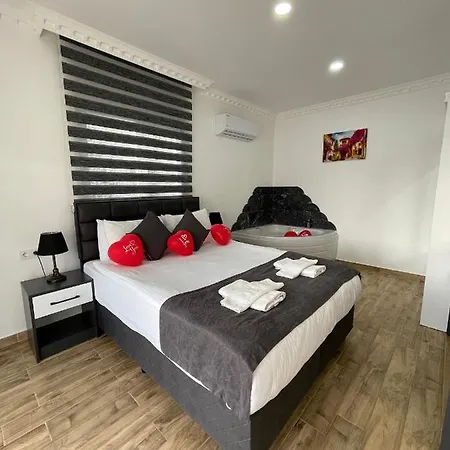 Willa Santana Gocek Göcek